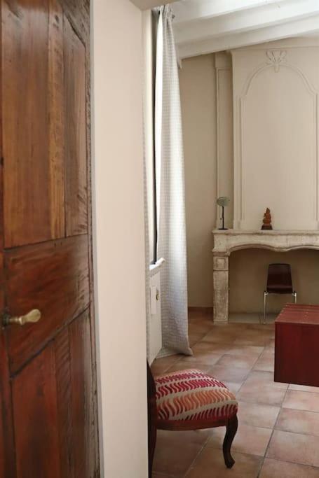 Uzes Centre Quartiers Des Arts Charme De L'Ancien Leilighet Eksteriør bilde